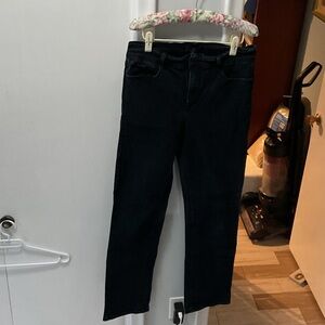 P492. NYDJ Women's Straight Leg Black Jeans |10